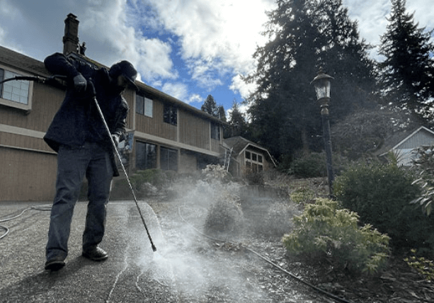 Expert Gutter Cleaning Services by Bayside Exterior Cleaning in Yelm WA and Nearby Areas